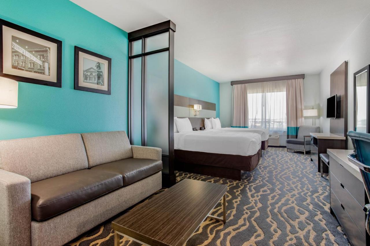 La Quinta Inn & Suites By Wyndham Northlake Ft. Worth Elizabethtown Extérieur photo