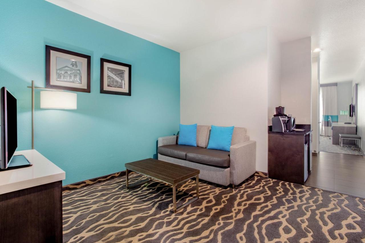 La Quinta Inn & Suites By Wyndham Northlake Ft. Worth Elizabethtown Extérieur photo